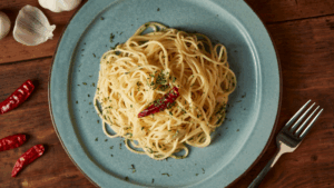 ricetta facile e veloce spaghetti aglio olio e peperoncino